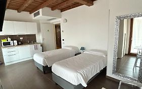 Bes Residence Bergamo Polaresco